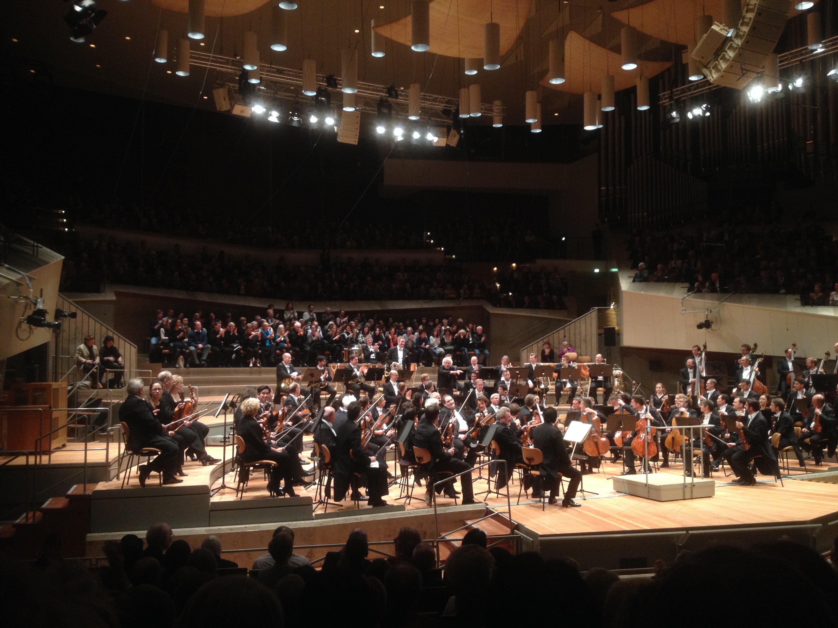 Simon Rattle Berliner Philharmoniker Brahms 2. Sinfonie Philharmonie