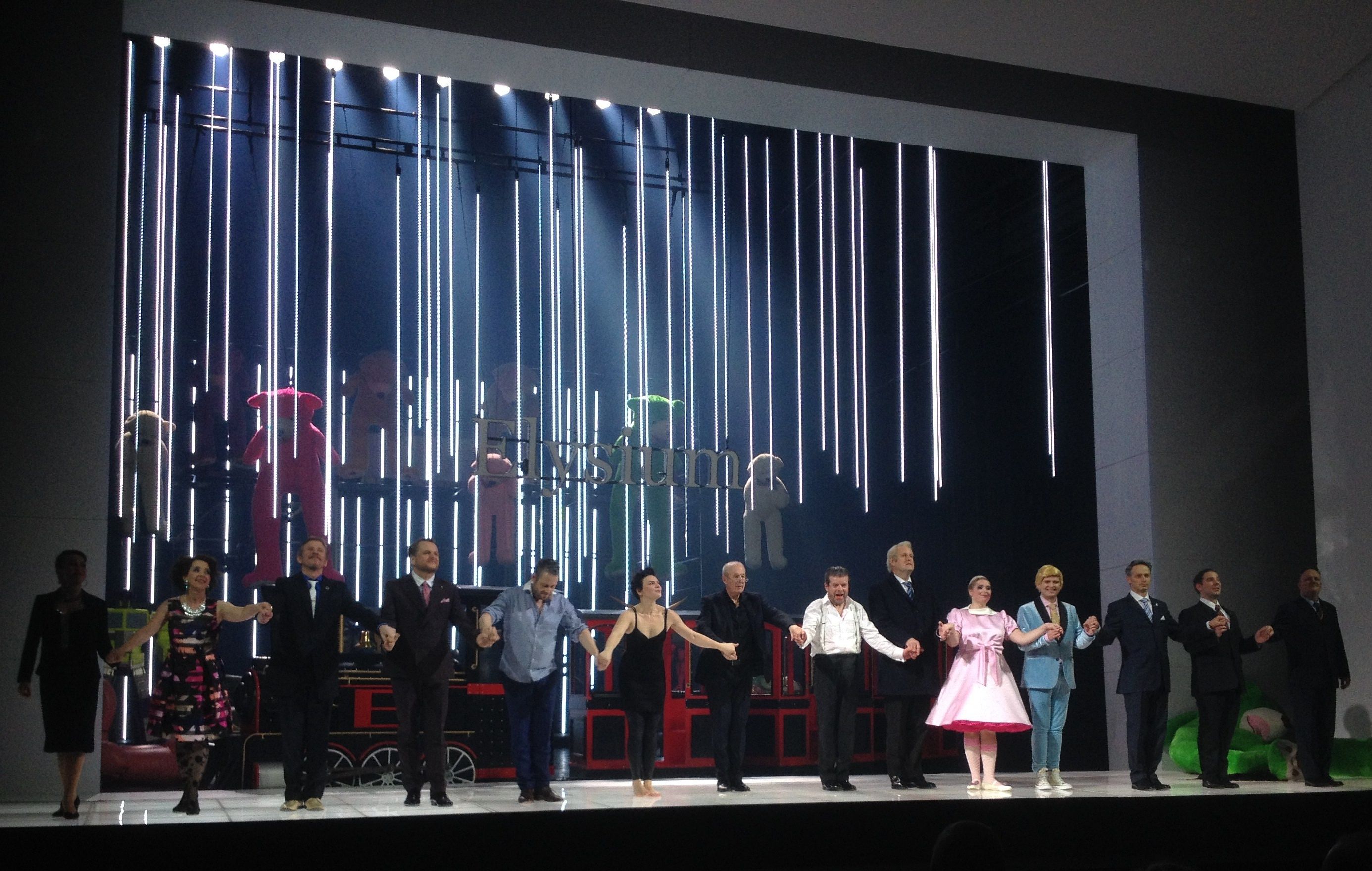 Die Gezeichneten Komische Oper Berlin